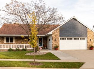 2112 Washington Ln SW, Rochester, MN 55902