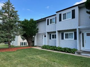 526 Wildwood Rd #526, Waterloo, IA 50702