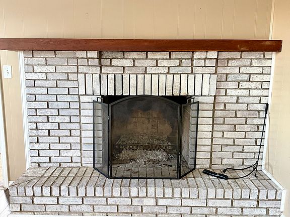 5th image of 660 E Bonebrake Rd