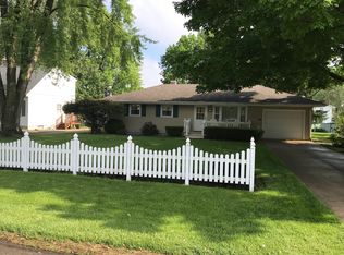 113 Division St, Mendota, IL 61342
