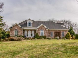 2518 David Ross Dr, Columbia, TN 38401