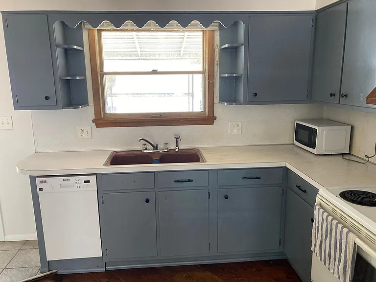 131 S Chester St — Photo 32