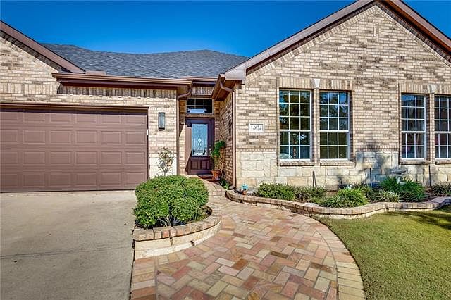 1st image of 14624 Highland Cir