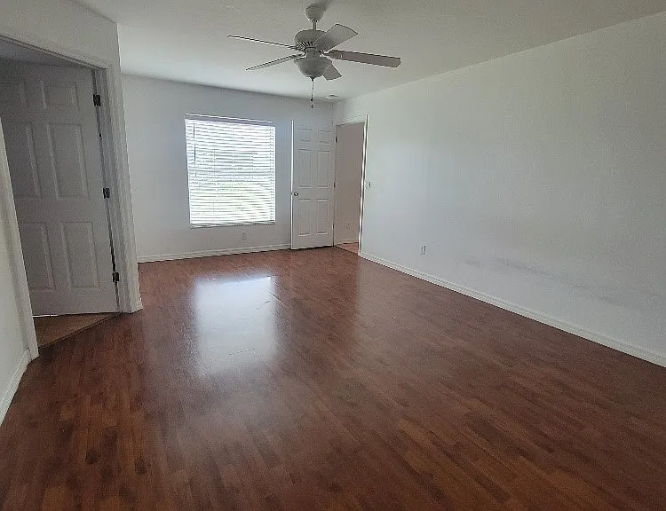804 Bert Ave N — Photo 12
