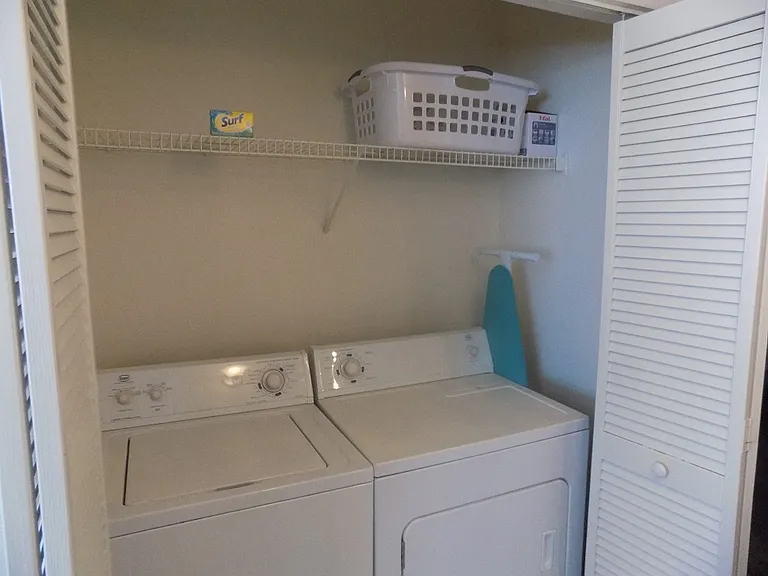 Copper Creek Apartments — Photo 58