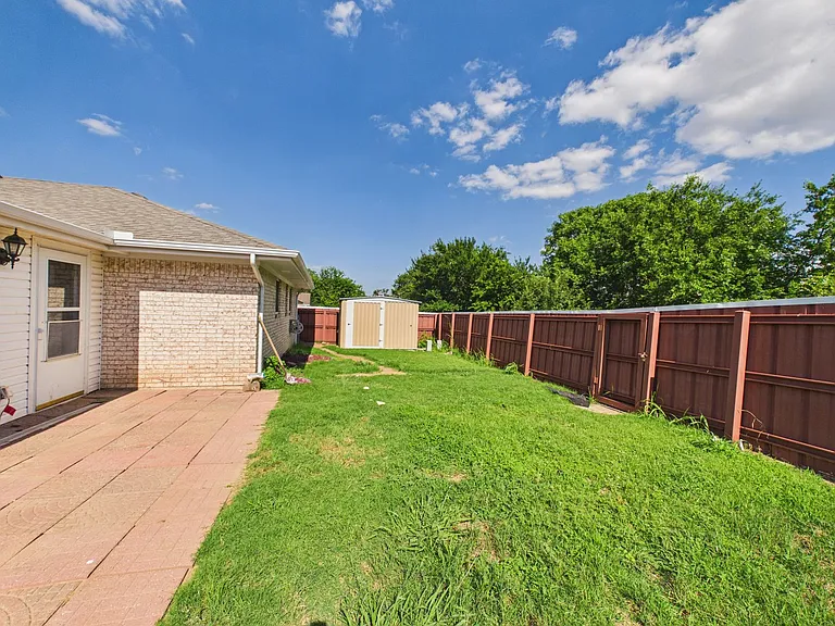 6308 NW Taylor Ave — Photo 25