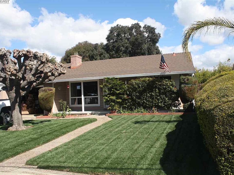 1st image of 13657 Marmont Way