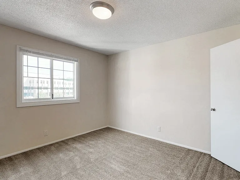 Westwood Apartments — Photo 47