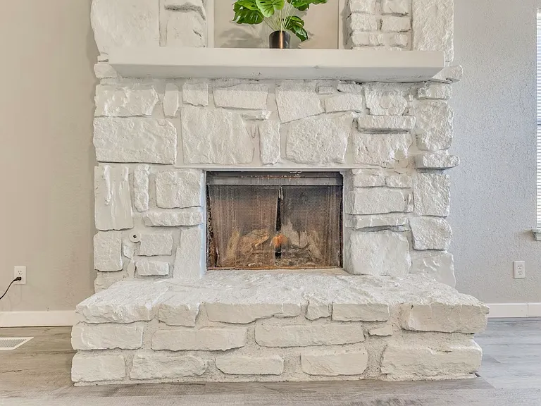 6724 S 78th Ave E #A — Photo 3