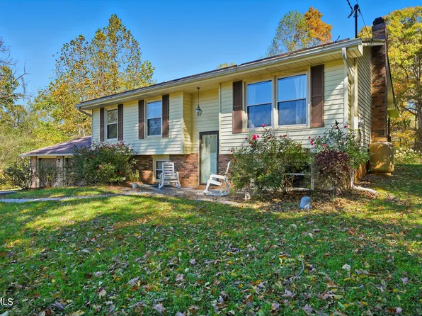 304 Rutledge Ln, Blountville, TN 37617