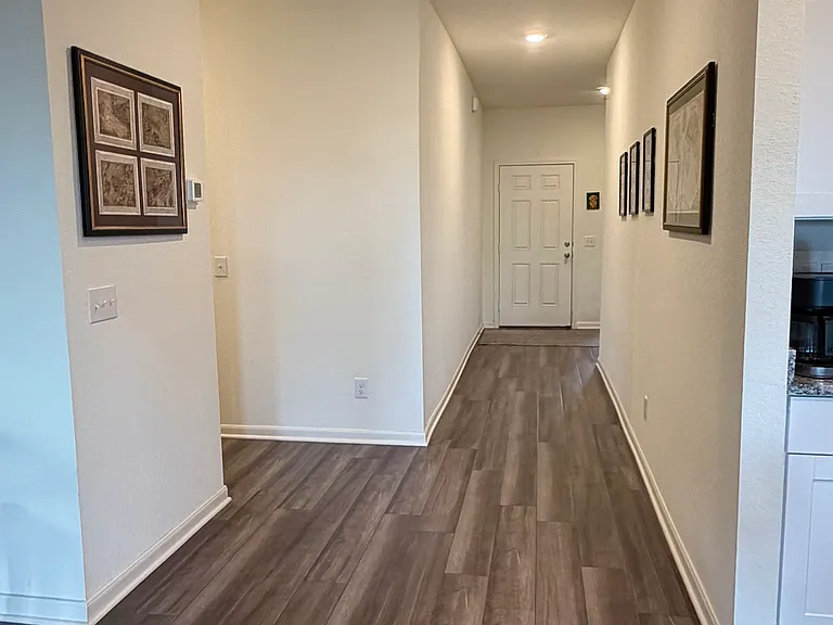 8440 Falcon Mdw — Photo 13