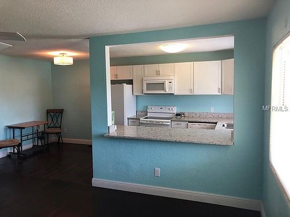 4th image of 112 N Orion Ave
