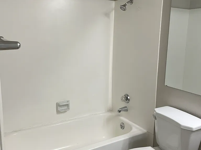 Redmond Park Apts — Photo 86
