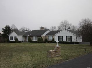 354 Greeves Rd, New Hampton, NY 10958