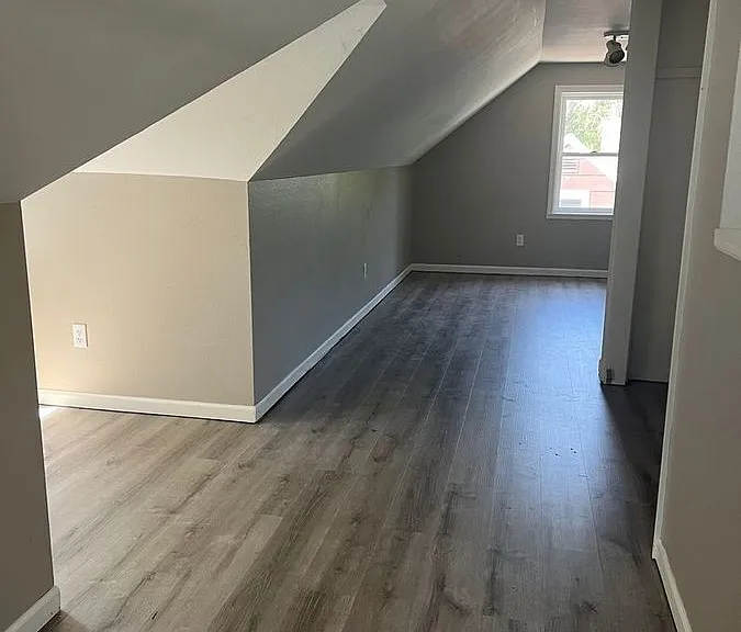 816 S Glendale Ave — Photo 7