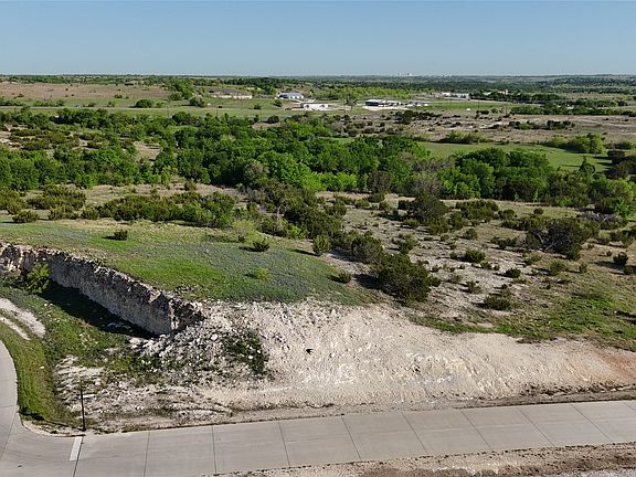 2nd image of 3001 Rio Grande Cir