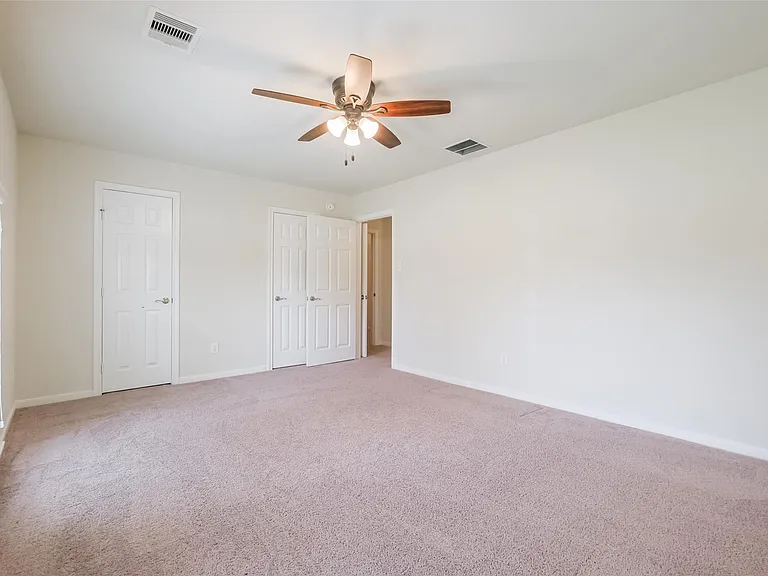 6811 Gonzales Point — Photo 37