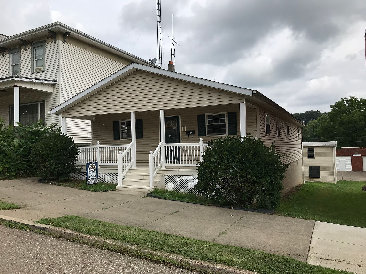 205 Main St, Bowerston, OH 44695 Zillow
