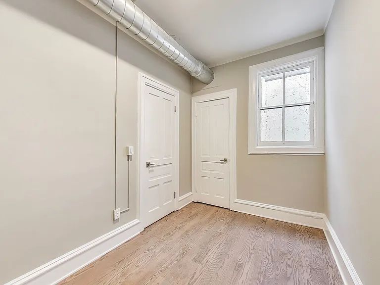 1429 W Grand Ave #3F — Photo 24