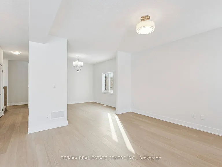 123 Maple St — Photo 15