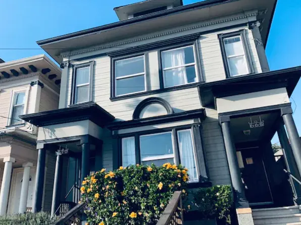 668 34th St, Oakland, CA 94609