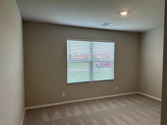 5th image of 10134 E King Pl