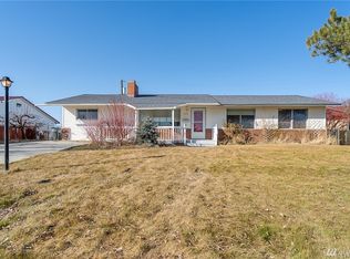 240 N Earl Rd, Moses Lake, WA 98837