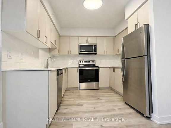 2nd image of 1475 Whites Rd #403