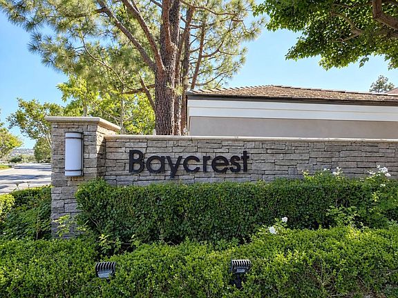 2nd image of 58 Baycrest Ct