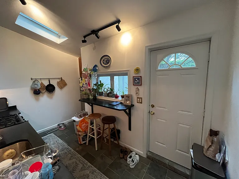 2143 E Sergeant St — Photo 11