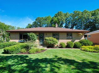 1541 10th St NW, Grand Rapids, MI
