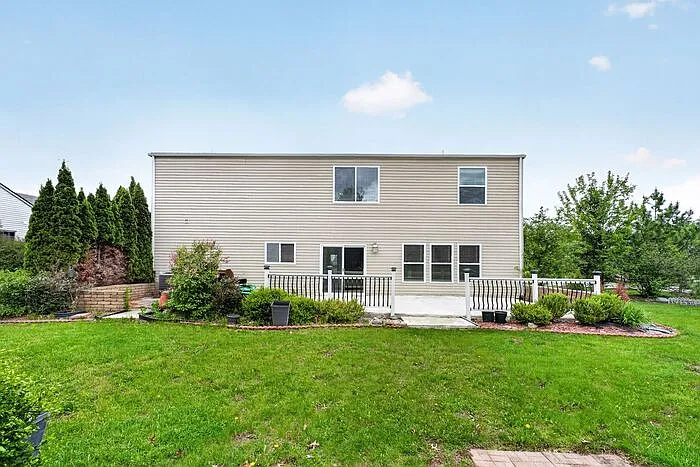 16259 Countryside Blvd — Photo 29