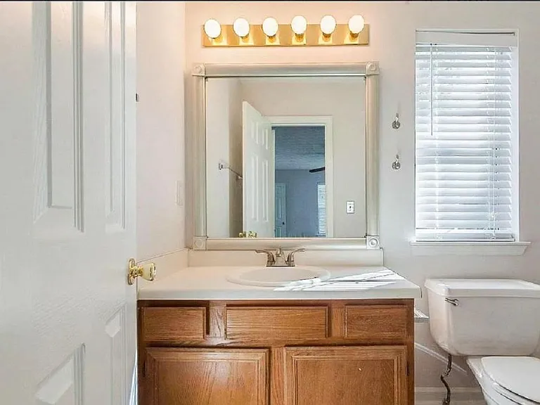 510 Abbotts Hill Ln — Photo 13