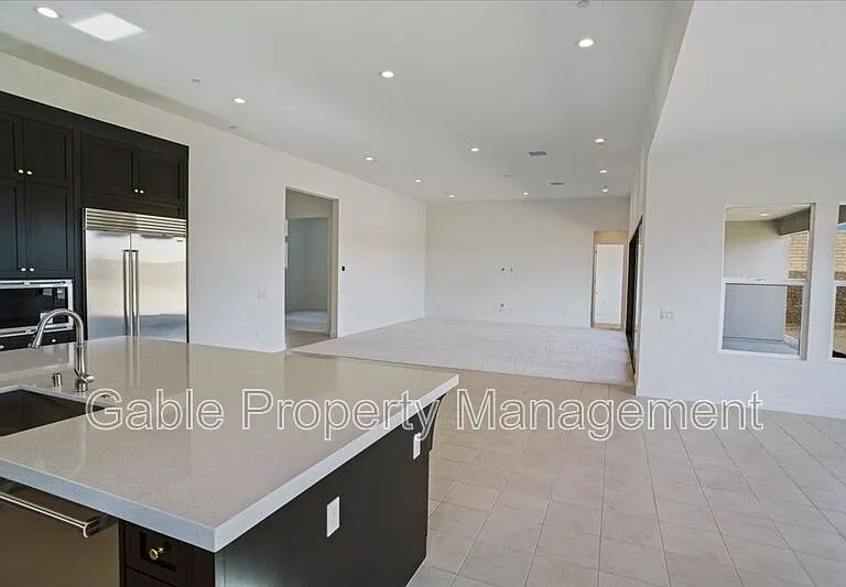 30000 N Camino Los Robles — Photo 5