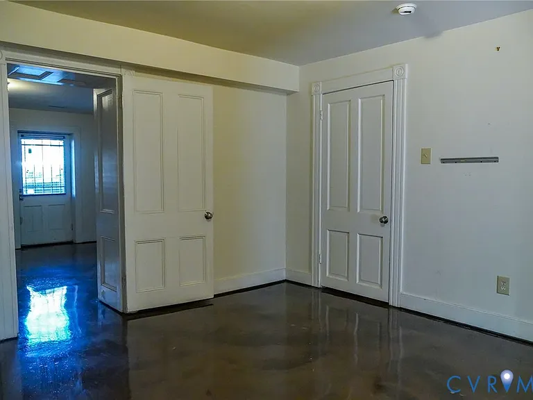 407 W Clay St #A — Photo 14