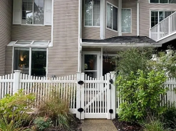 27 Bentley Ct, Bedminster Twp., NJ 07921