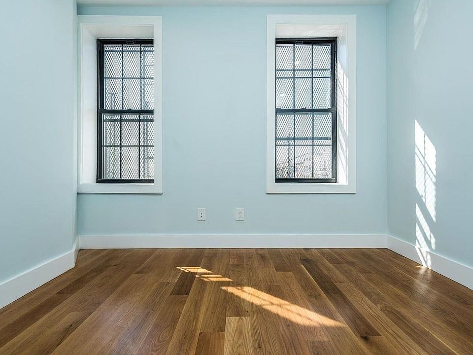 2nd image of 6702 60th St APT 2F