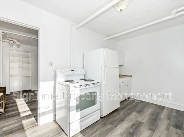 220 Summit Ave, Hagerstown, MD