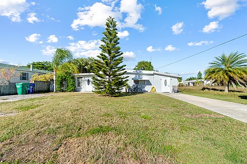 322 Tangelo St Photo 1