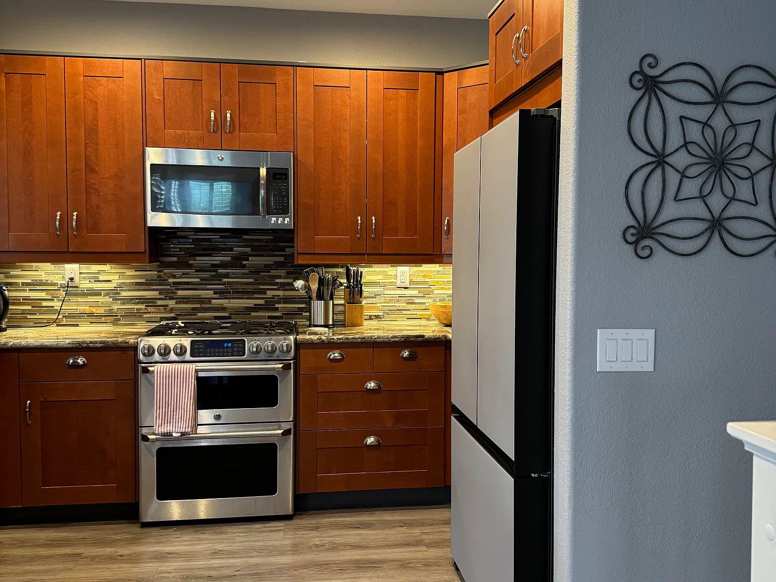 1386 Hidden Springs Pl — Photo 3