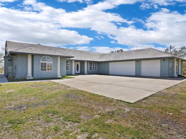 4896 Chuckwagon Dr, Copperopolis, CA 95228