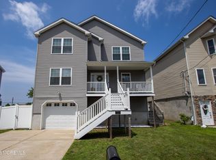 725 Prospect Ave, Union Beach, NJ 07735