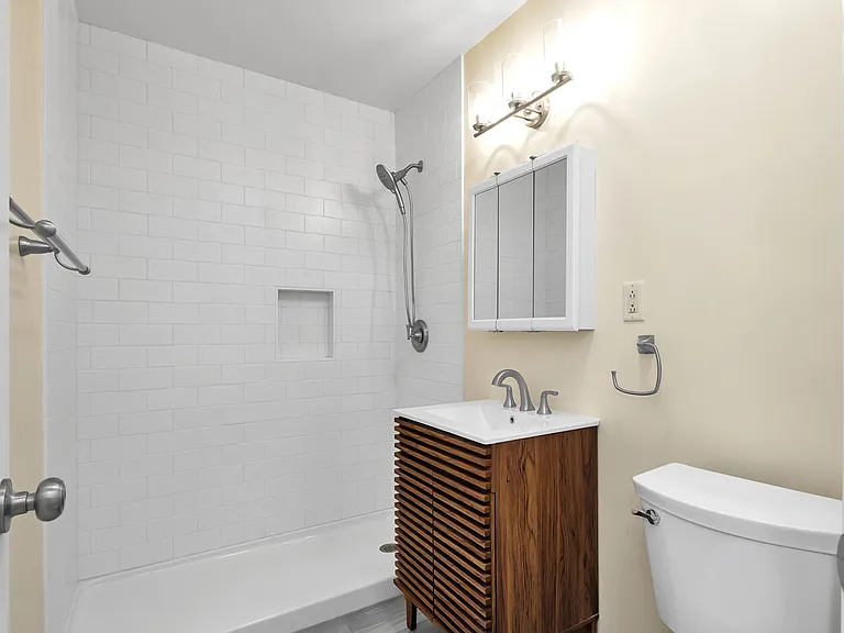 2235 Ashby Ave #102 — Photo 10