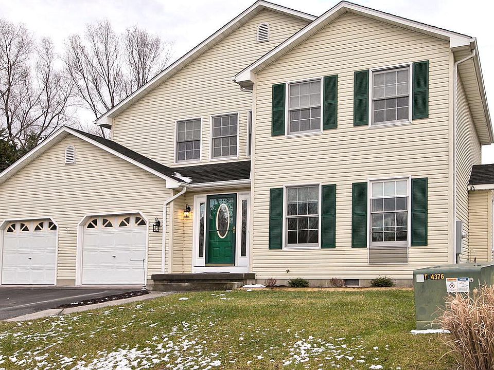 1st image of 105 Fern Ct