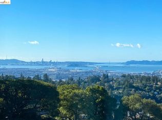 6525 Snake Rd, Oakland, CA 94611