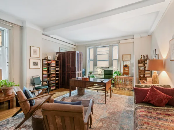 40 East 83rd Street image 1 of 13