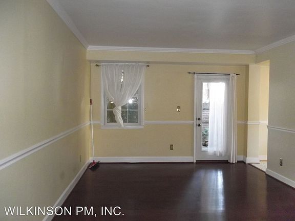 2nd image of 1111 N Pitt St APT 1B