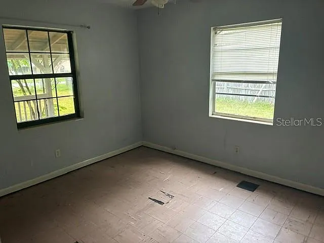 2 bed, 1.0 bath, 729 sqft, $1,400 — Photo 3