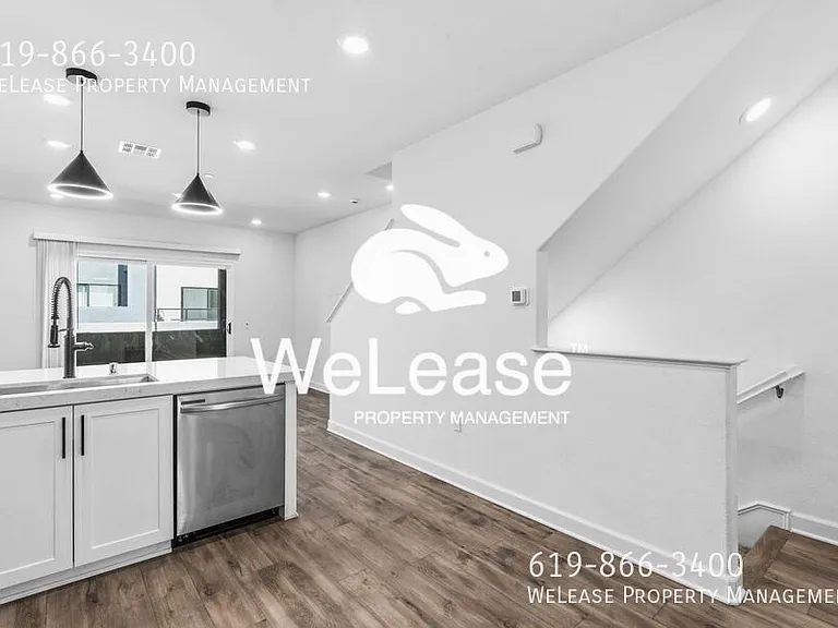 2052 Vela Ln — Photo 3