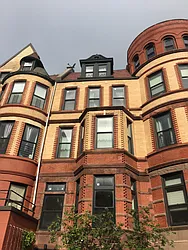 Rented by Artifact.co